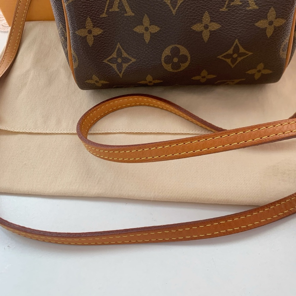 Louis Vuitton Nano Speedy Monogram Bag - Picture 7 of 12
